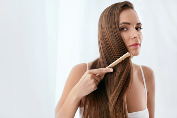 Qual a vitamina que faz o cabelo crescer?